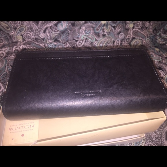 Buxton Bags Buxtons Genuine Leather Zip Around Wallet Poshmark